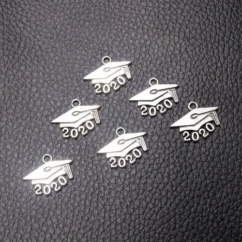 50pcs/lot Silver Plated 2020 Graduation Cap Charm Metal Pendants DIY Necklaces Bracelets Jewelry Handicraft Accessories 19*15mm