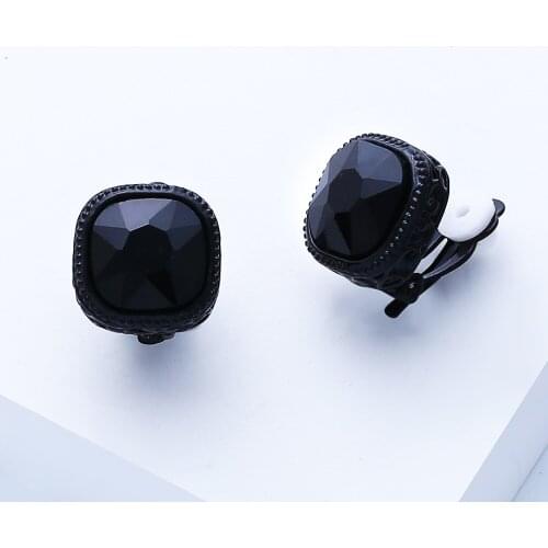 New Fashion luxury Crystal Black White Earrings Women Clip On Earrings 2020 No Pierced Ear Cuffs Square Jewelry Women ers-h23