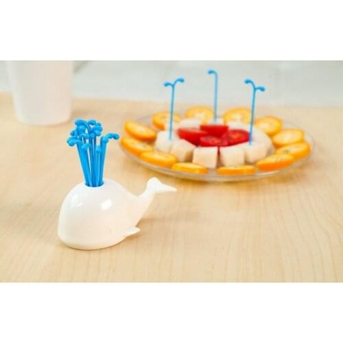1Set Whale plastic fruit Toothpick forks GadgetKitchen Fruit Forks Party Utensils Spouting Reusable Picks Holder Stand OK 0573