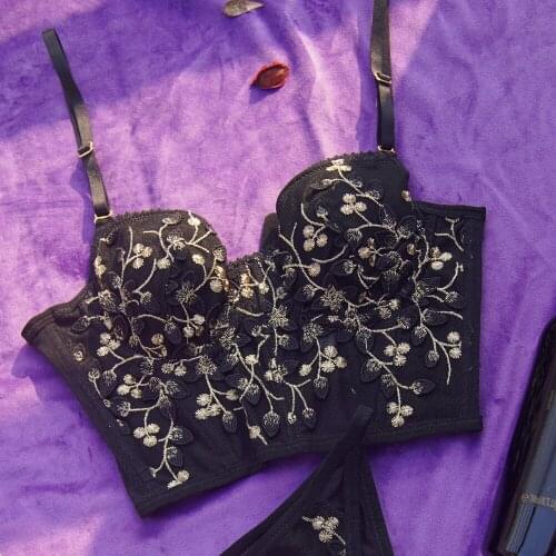 Wholesale embroidered lingerie set girls thin sexy bralette set with underwear crop tops soft rim push up outside wear intimate