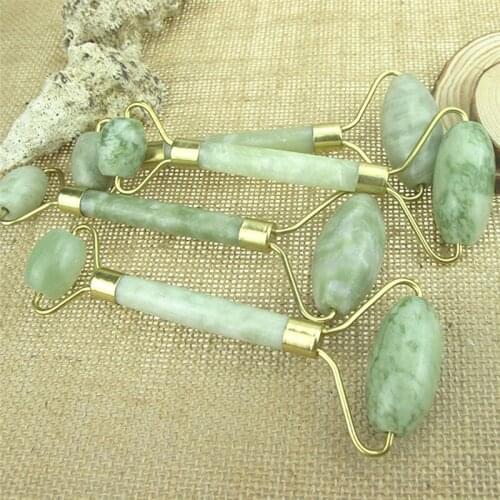 1 piece of portable and practical facial massage roller natural jade anti-wrinkle facial sculpting body foot relaxing beauty too