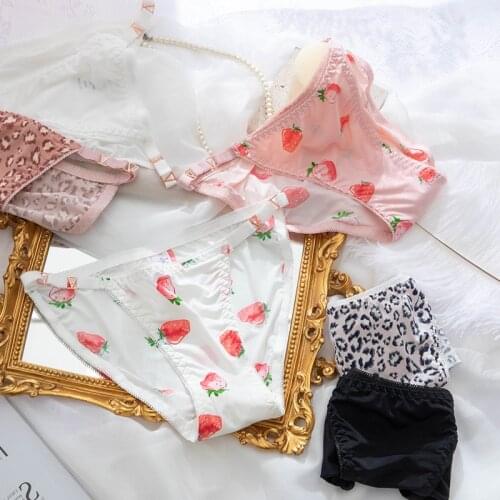 Sexy Women Panties Ice Slik Leopard Fruit Briefs Seamless G String Girls Transparent Underwear Thin Thong Exotic Girls Intimates