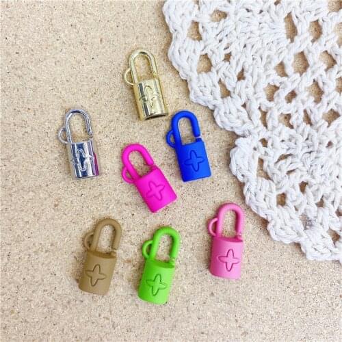 50pcs/lot color Spray paint flowers pattern cartoon geometry lock shape alloy floating locket charms diy jewelry accessory