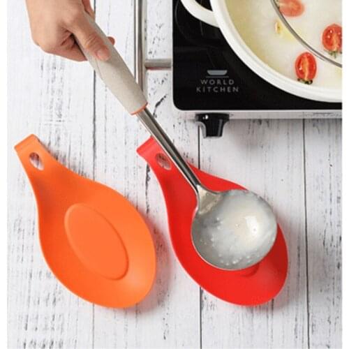 Multipurpose Silicone Spoon Rest Pad Food Grade Silica Gel Spoon Put Mat Device Kitchen Utensils kitchen dishes 5Z