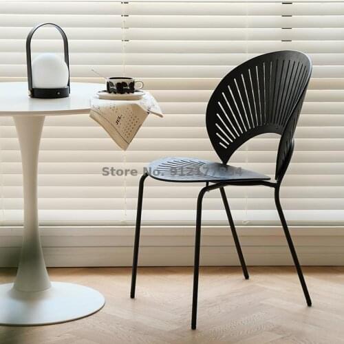 Net Red Retro Shell Chair Home Solid Wood Creative Modern Minimalist Chair Back Ins Designer Dining Chair
