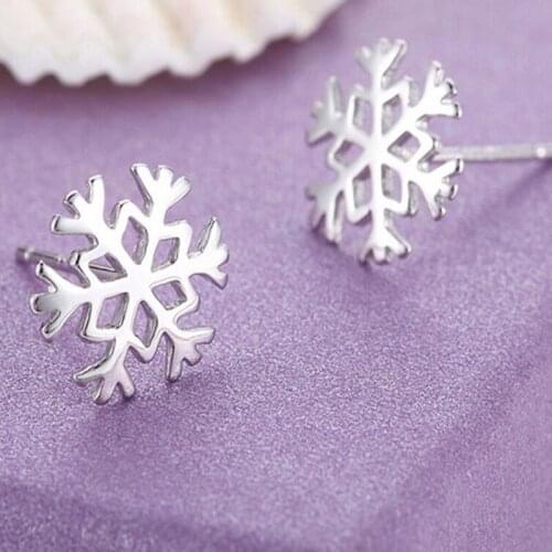 HAILLADTOP Snowflake Earrings Piercing Jewelry Korean Style Gift for Kids Girl Bijoux Stud Earrings Classic Christmas Love Gift