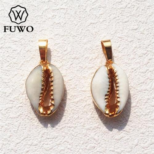 FUWO Natural Cowrie Shell Gold Dipped Pendants High Quality 24K Gold Electroplate Tiny Shell Jewelry Supplies Wholesale PD540