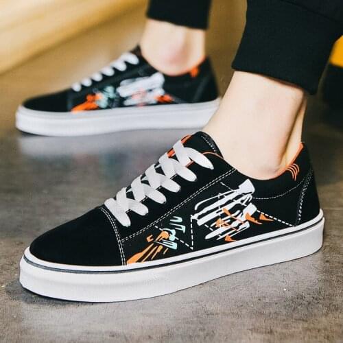 Chaussure Homme Canvas New 2021 Trendyol Flat Shoes Men Fashion Breathable Man Shoe Mens Casual Breathable Running Male Sneakers