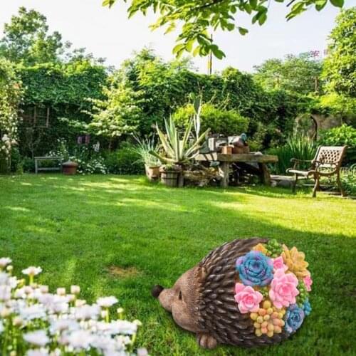 Garden Hedgehog Solar Light Resin Outdoor Decor for Fall Winter Garden Decor with Solar Light, Solar Statue for Patio,Lawn
