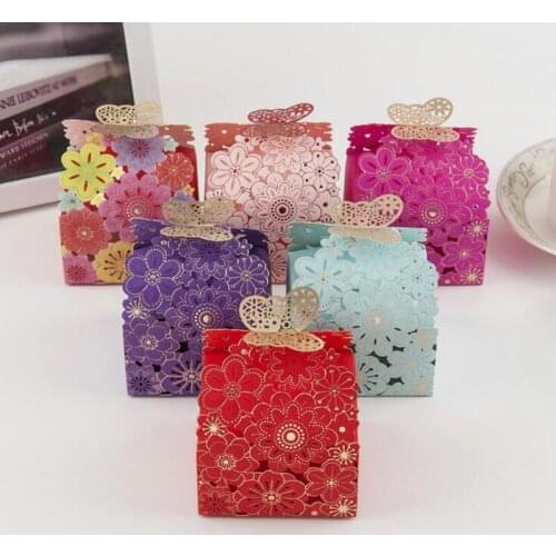 50pcs Upscale Candy Box Hollow Butterfly Design Paper Box Gift Boxes Cute Personality Chocolate Box Wedding Favors Decoration