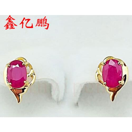 18 k gold natural ruby earring