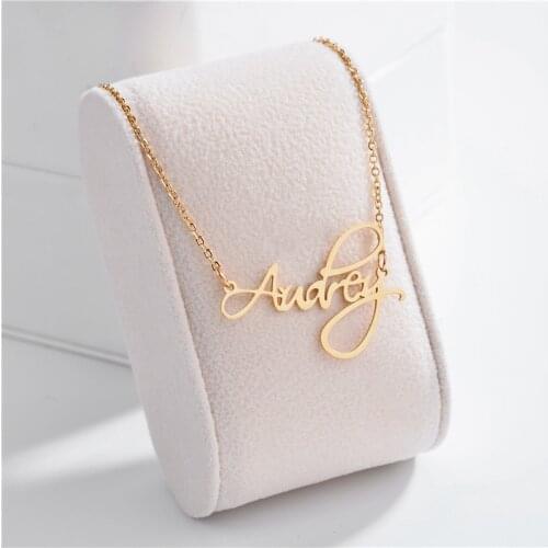 Trendy Elegant English Letter Pendant Women Necklace Ladies Simple Fashion Rose Gold Stainless Steel Clavicle Chain Jewelry Gift