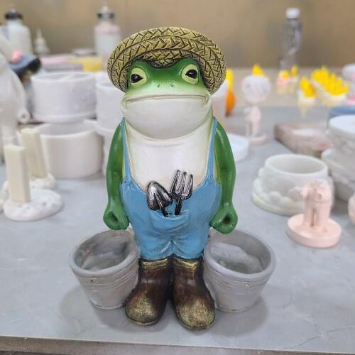 Frog Shape Mini Succulent Planter Cacti Pots Succulent Pot Planter Bonsai Small Frog Animals Statues for Garden Lawn