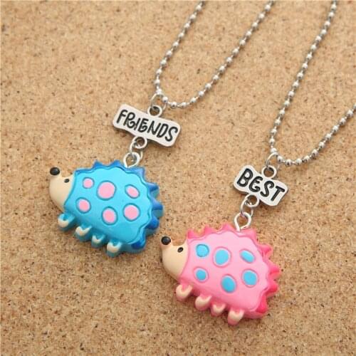 Resin Pink Blue Spotted hedgehog Pendant Children Necklace Best friends Friendship Jewelry Souvenir Gifts For Kids 2018