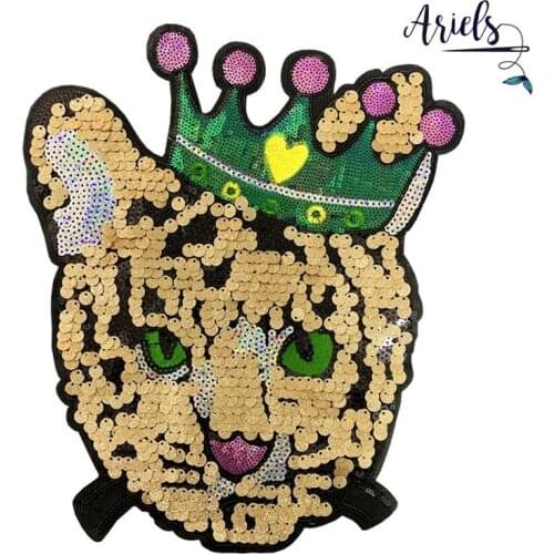 50pcs/Lot Embroidery Patches Letters Clothing Decoration Accessories Beads Crown Tabby Diy Iron Heat Transfer Applique