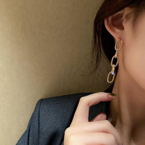 Summer new personality creative iron chain pendant earrings luxury fashion casual dance party earrings for women holiday gifts