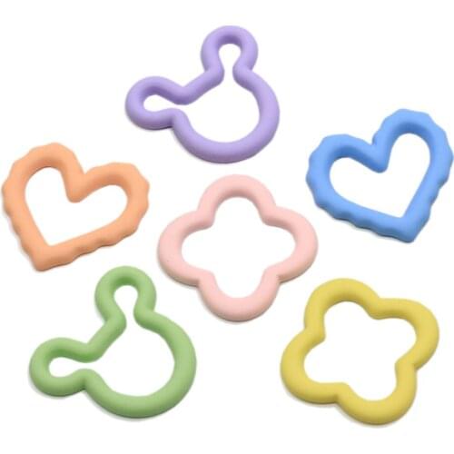 Multi Design Hollow Resin Heart Flower Animal Head Charms Diy Craft Accessories Fashion Jewelry Ornament Supply