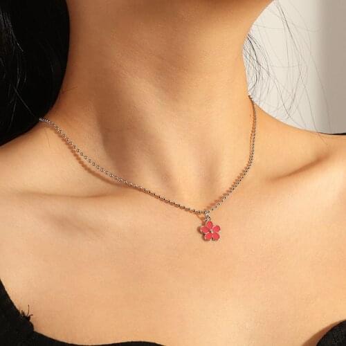 Fashion Alloy Classic Pendant Necklace Small Flower Necklace Gift Party collares Ketting Accessories Necklace Jewelry Wholesale