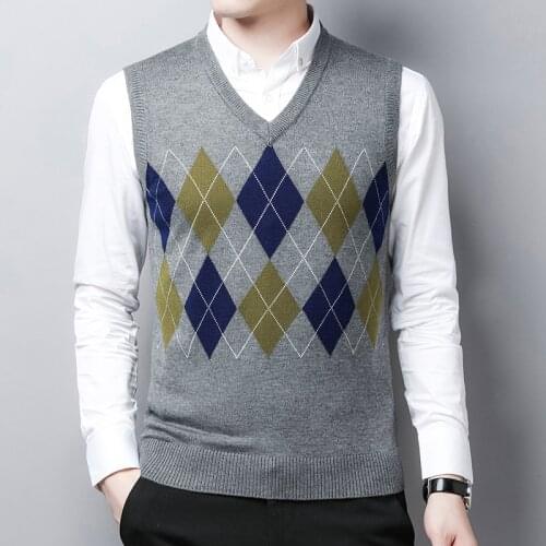 Mens Cashmere Sweater Vest Male Argyle Patterns Sleeveless Wool Sweater Patchwork Color Knit Vest