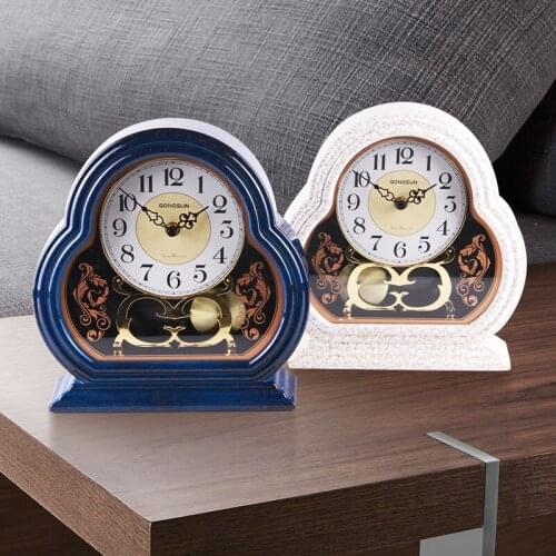 Retro Mute Table Clock Home Bedroom Living Room Table Decor European Desktop Clock Movement Craft Office Bedside Ornament LA20