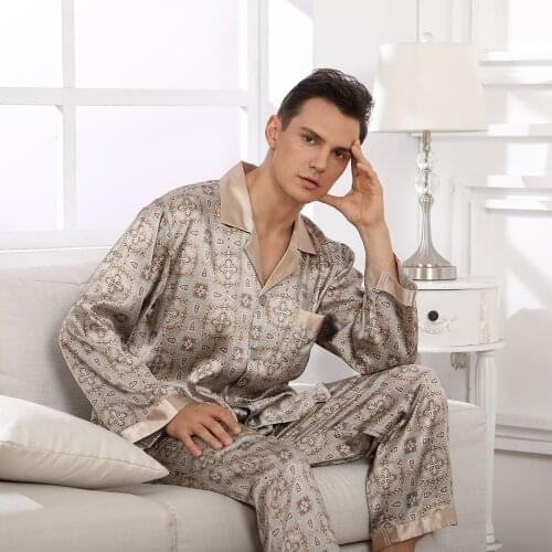 Luxurious Clothes Simplicity Pyjamas 2021Summer Silk Men Pajamas Home Loose Male Gown Casual Party Bathrobe Long Sleepwear Set
