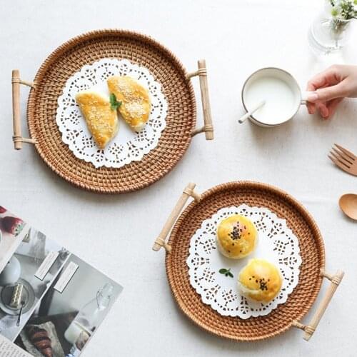 Rattan Handle Round Plate Breakfast Fruit Bread Snack Food Storage Handmade Woven Tray Basket For Bakery Photography Props