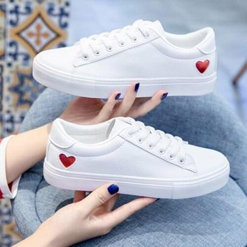 Womens White Shoes Woman Spring Love Flats Summer Sneakers Casual Breathable Solid Soft Ladies Fashion Walking Shoes 2021 New
