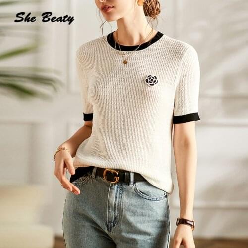She Beaty Knitted Sweater Women Beading Flower O-Neck Office Lady Elegant Black White Pullover Jumper Disigner Brand Korean Tops