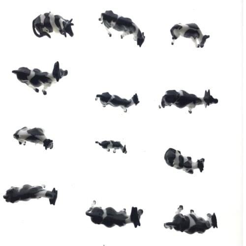 30pcs HO Scale Model Painted Black White And Color Farm Animals Cow For Toy Diorama Landscape