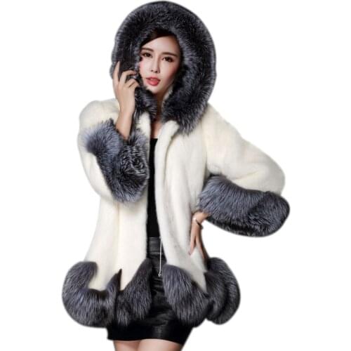 Queen's tailo Women's White Jackets