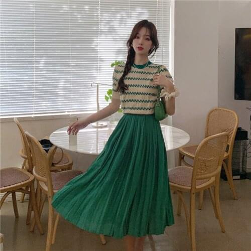 2021 Summer Womens Dress Sets Stylish Striped Knitted T Shirt+Pleated Skirt Casual Green Chic Dresses