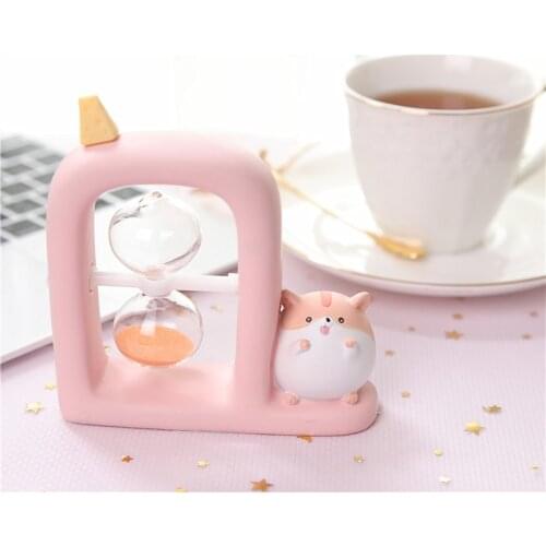 Cartoon Hamster Resin Small Hourglass Decompression Sand Room Book Desktop Aesthetic room decoration Birthday Gift for daughter