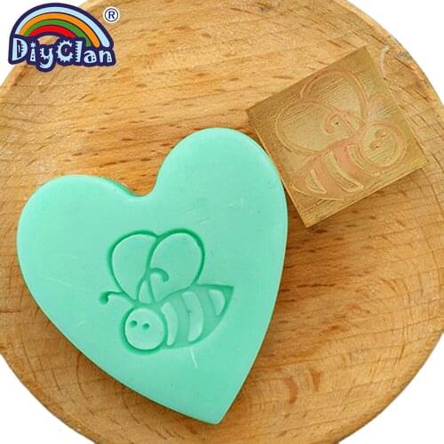 Bee pattern natural handmade Resin soap stamp mold chapter mini diy patterns Z0001MF