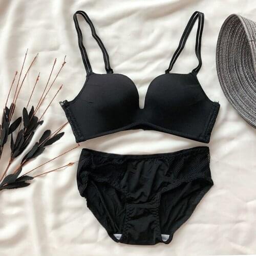 European Simple Bodysuit Underwear Womens Lady Bra Sets Smooth Gathered Thickened Back Lace Sexy Lingerie Seamless Panties Set