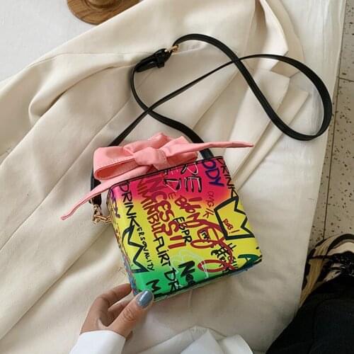2020 Sweet Girls Fashion Graffiti Crossbody Bags for Women Shopping Small Clutch Purse Shoulder Bag Ladies Casual Messenger Bags