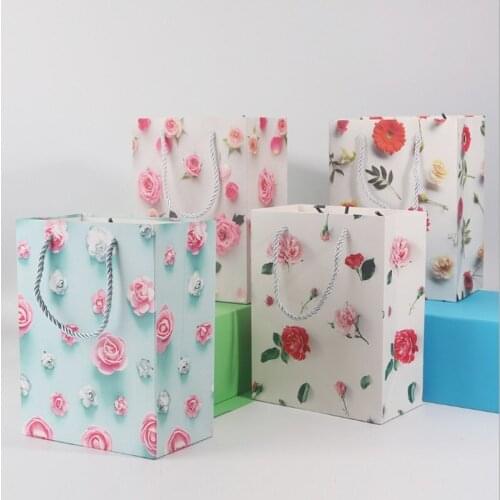 10 pieces per pack of floral paper bags Refreshing gift bag Rose sunflower flowers pattern