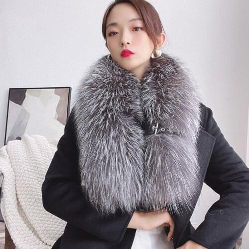 Natural Real Silver Fox Fur Scarf Women Neck Warm Highend Fox Scarves Winter Fashion Coat Decoration Belt Buckle Red Fox Shawl