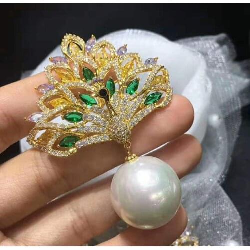 Woman multicolor peacock zircon white shell pearl brooch pendant fashion jewelry