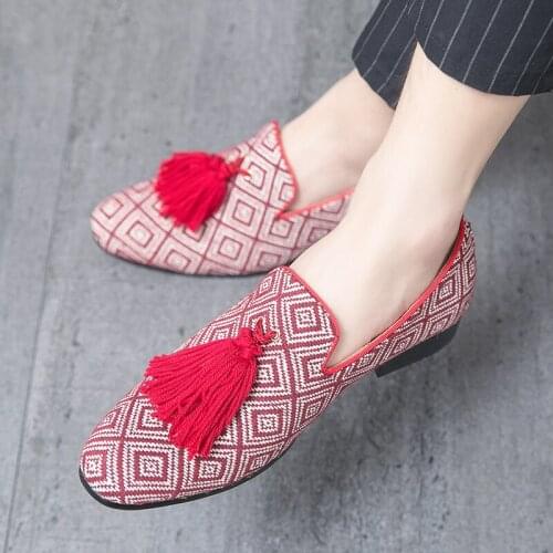 Cimim Brand Leather Shoes Men Fashion Casual Designer Red Shoes Embroidery Tassel Men Wedding Dress Shoes Formal Shoes Men