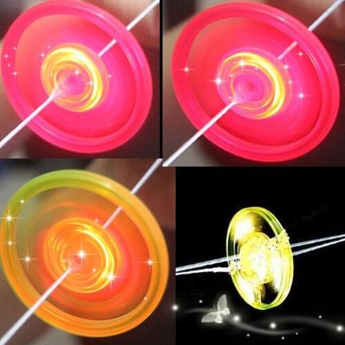 Kids Pull Hand Luminous Flashing Flywheel Toy LED Light Up Flash Gyro Toys Novelty Childrens Birthday Gift