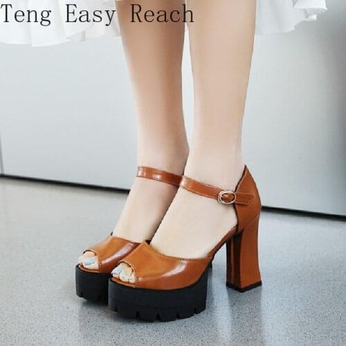 The New Solid Platform Women Sandals Summer Shoes Open Toe Rome Style High Heels Fashion Buckle Gladiator Shoes Woman black