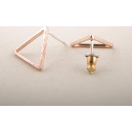 Shuangshuo Hollow Triangle Studs Earrings for Womens Fashion Earrings 2017 Vintage Geometric Wedding Jewelry Earrings