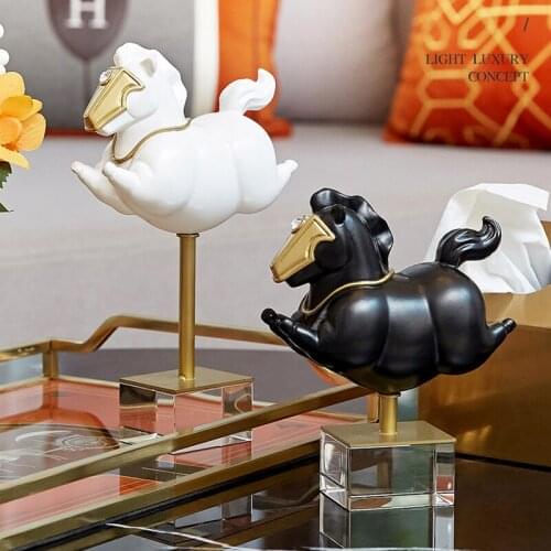 EUROPEAN ART LUXURY BLACK PONY DECORATION SIMPLE HOME OFFICE MODEL ROOM ANIMAL STATUE PLACED HOME DECORATION ACCESSORIES GIFTS