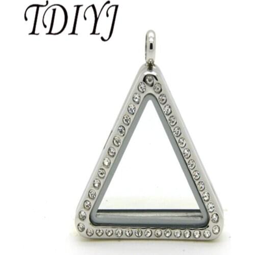 TDIYJ Wholesale 33*33mm Triangle Stainless Steel Magnetic Floating Glass Locket Pendant Necklace for Women Jewelry1Pcs