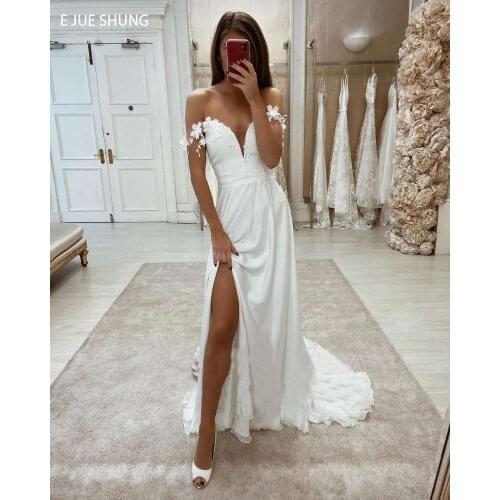 E JUE SHUNG White Chiffon Off The Shoulder Summer Wedding Dresses Lace up Back V-neck Side Slit Beach Bridal Wedding Gowns