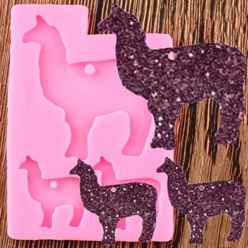 Shiny Animal Llama Silicone Keychains Mold Camel Key Chain Pendant Clay DIY Jewelry Making Epoxy Resin Moulds