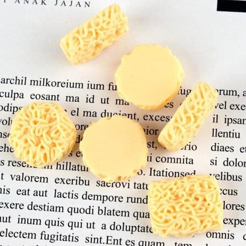 10pcs Resin simulation Dollhouse Miniature Instant Noodles Toys For Children DIY Modeling Accessories 17*21mm