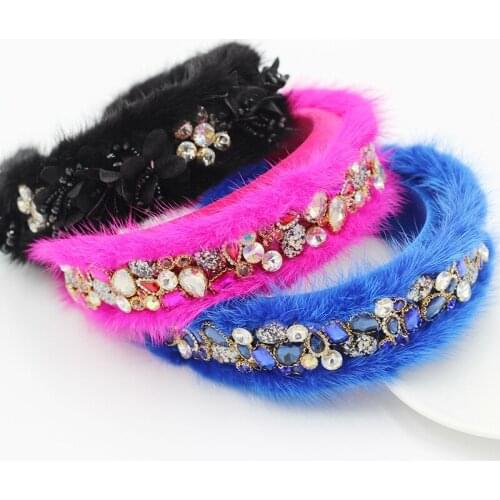 Hot Sale 2021 New Rhinestone Bling Crystal Faux Fur Headband Furry Diamond Luxury Hairband for Women Winter Hair Accessories