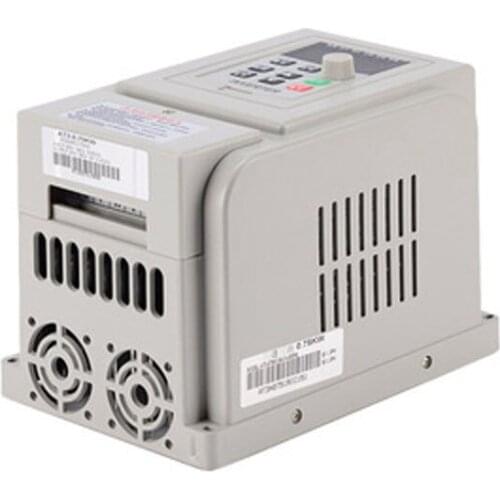 AC 220V 1.5KW Variable Frequency Drive VFD Frequency Converter Inverter Speed Controller for 3-phase Motor Domestic Delivery