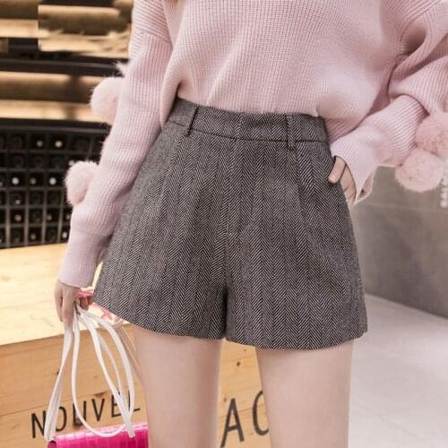 Winter Autumn New Woman Woolen Plaid Shorts Woman Vintage Chic High Waist Short Wide Leg Pants Feme Shortclothes Pants